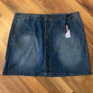 New with tags jeans skirt sz. 18W